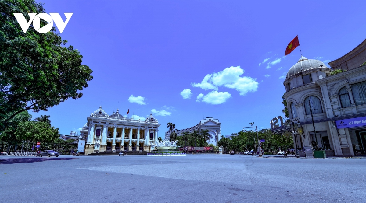 Hanoi capital extends social distancing measures till September 6